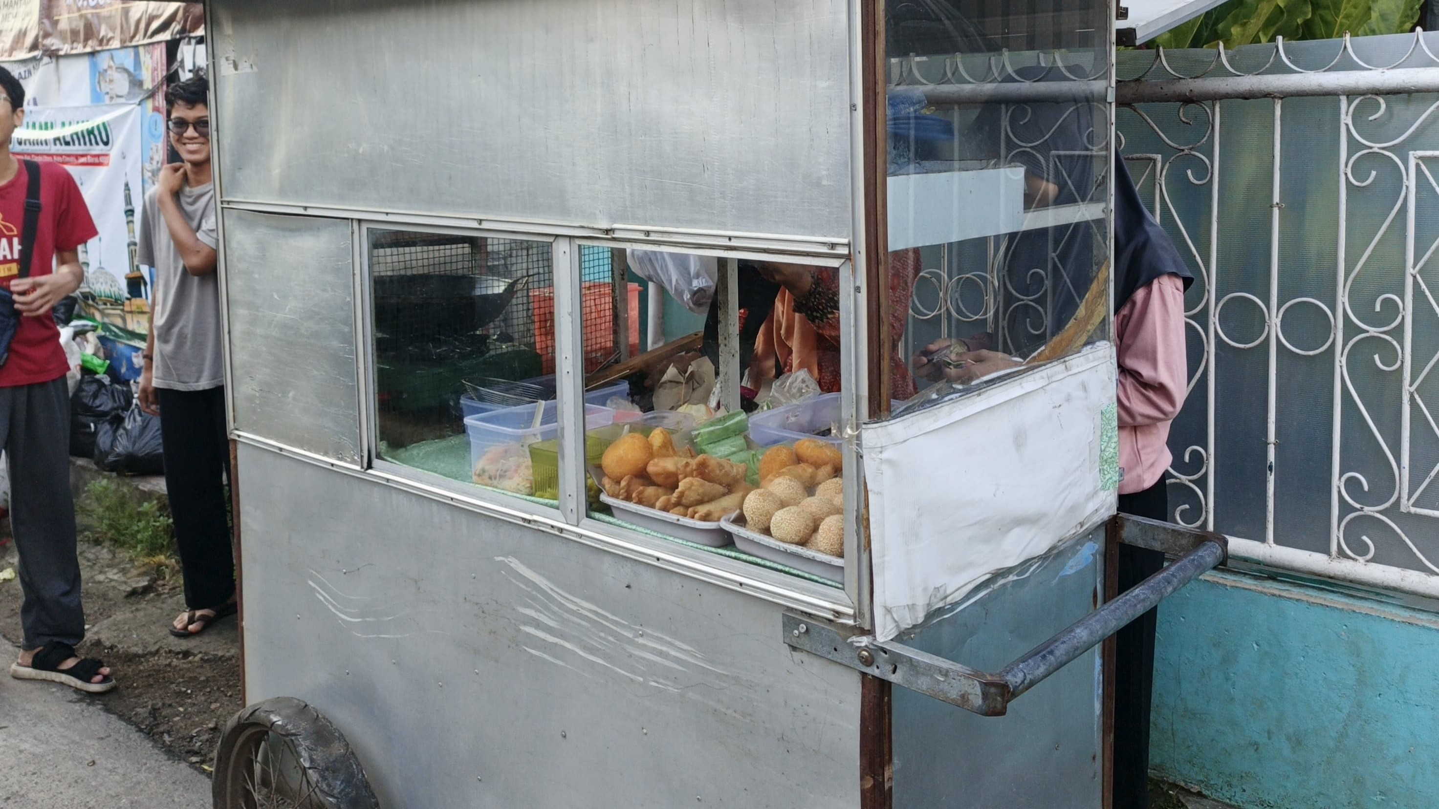 Ridha Jajanan Pasar